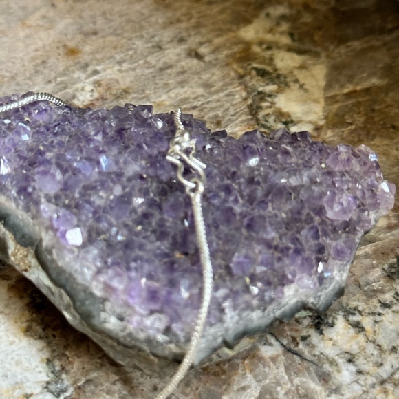 Silver Round Labradorite Stone Necklace - Picture 4 of 9